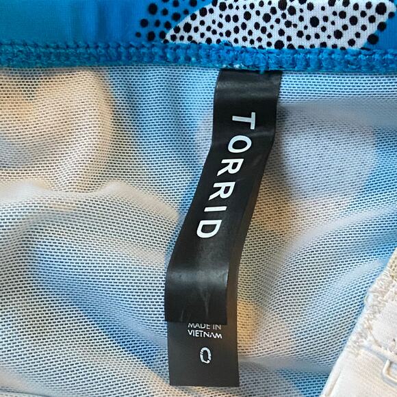 Torrid Halter Bikini Top Sz 0 Blue White Black NWT - Picture 5 of 8